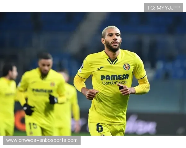 比利亚雷亚尔角球战术奏效补时阶段扳平老妇人顽强抗争展现顽强斗志